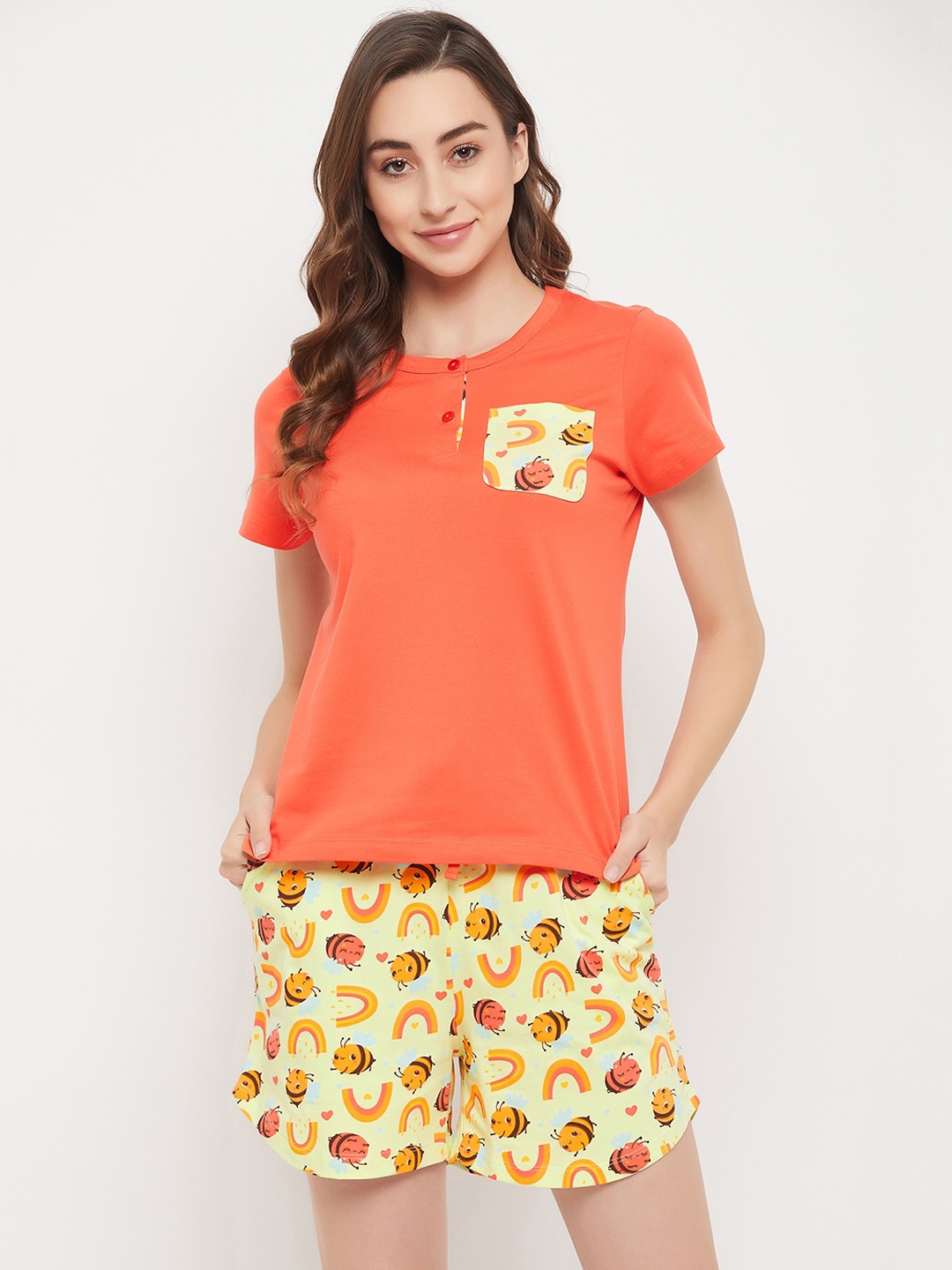 

Clovia Women Printed Pure Cotton Night suit, Orange