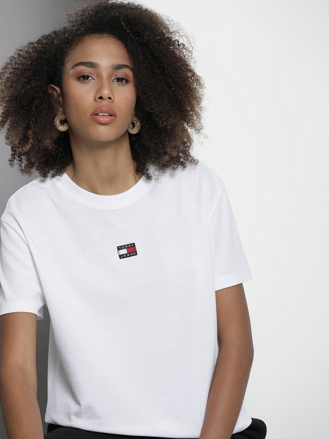 

Tommy Hilfiger Women Brand Logo Applique T-shirt, White