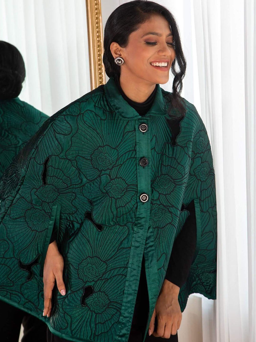 

Rhe-Ana Women Floral Self Design Cape Jacket, Green