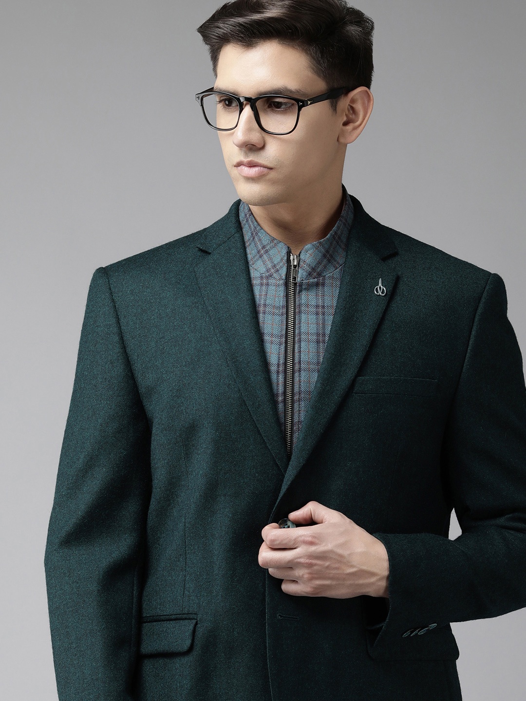 

Solid Slim-Fit Single-Breasted Formal Blazer, Green