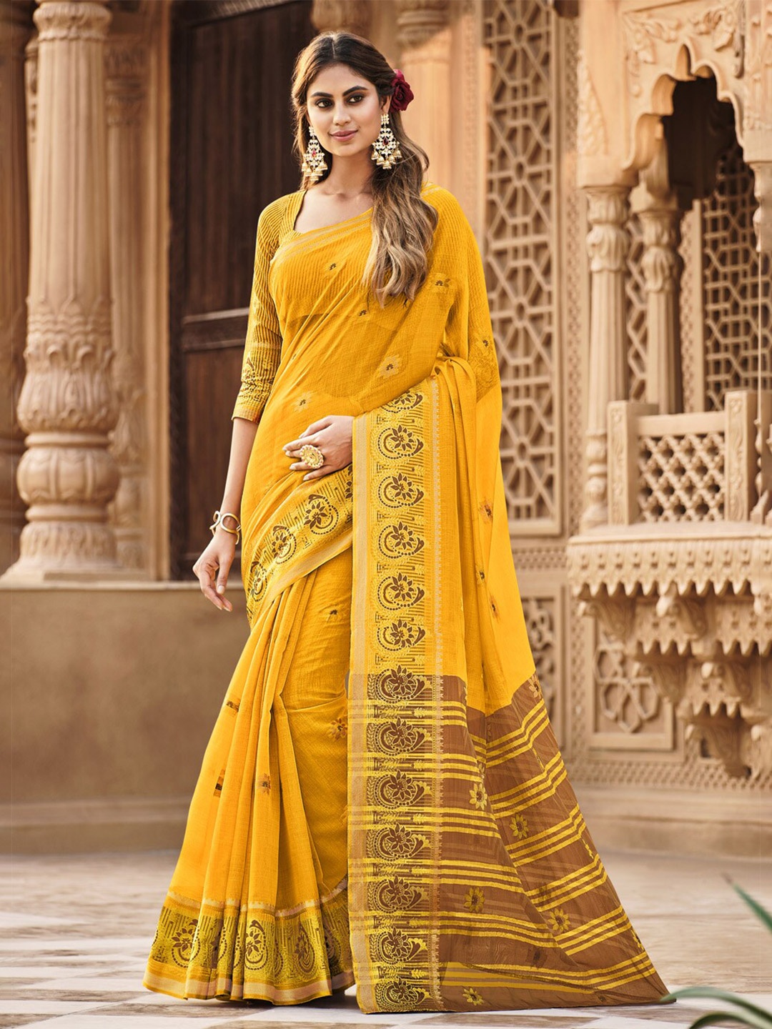

SANGAM PRINTS Woven Design Saree, Yellow