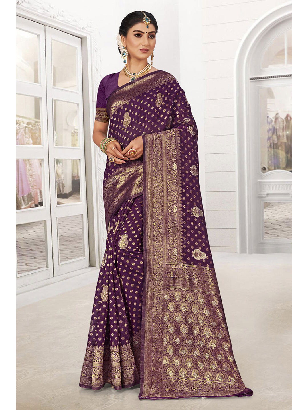 

SANGAM PRINTS Ethnic Motifs Zari Silk Blend Saree, Purple