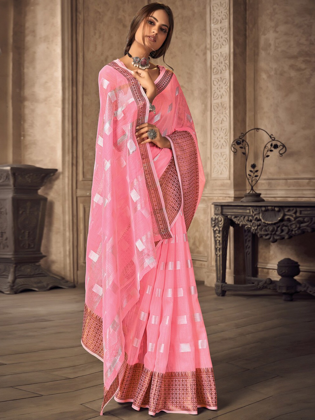 

SANGAM PRINTS Woven Design Zari Linen Blend Saree, Pink