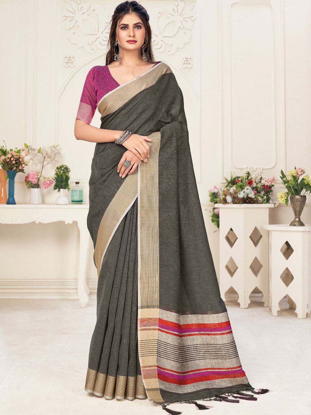 

SANGAM PRINTS Zari Linen Blend Saree, Black