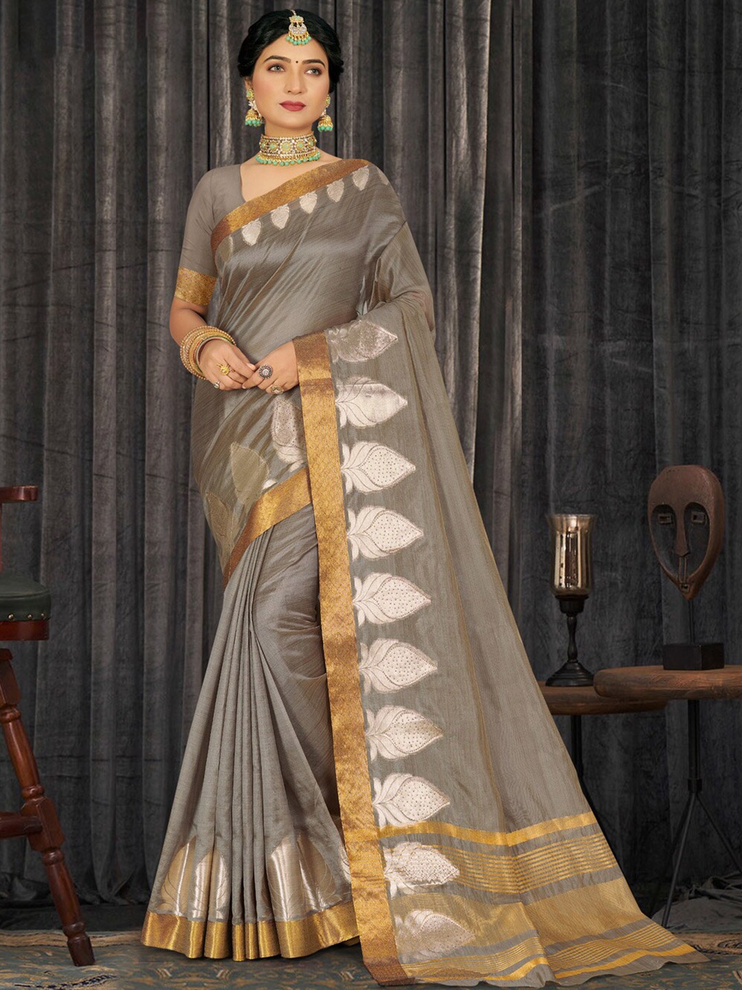 

SANGAM PRINTS Ethnic Motifs Zari Saree, Grey