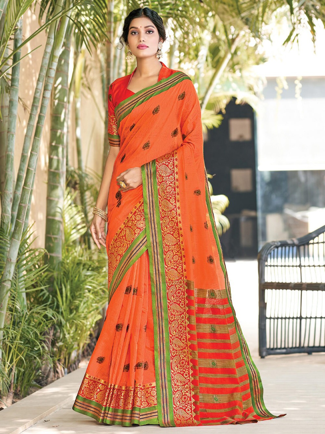

SANGAM PRINTS Ethnic Motifs Zari Saree, Orange