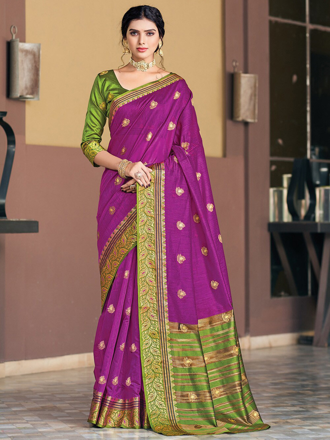 

SANGAM PRINTS Ethnic Motifs Zari Saree, Purple