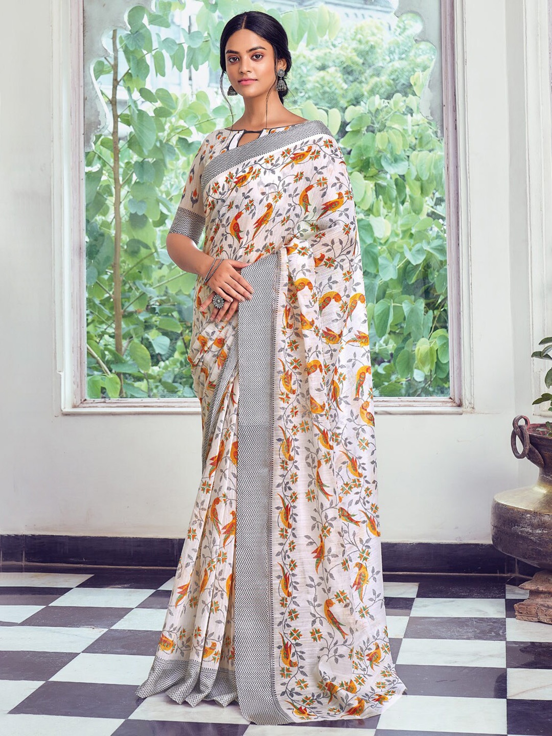 

SANGAM Floral Printed Cotton Saree, White
