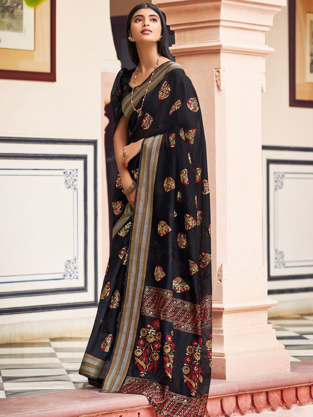 

SANGAM PRINTS Ethnic Motifs Zari Saree, Black