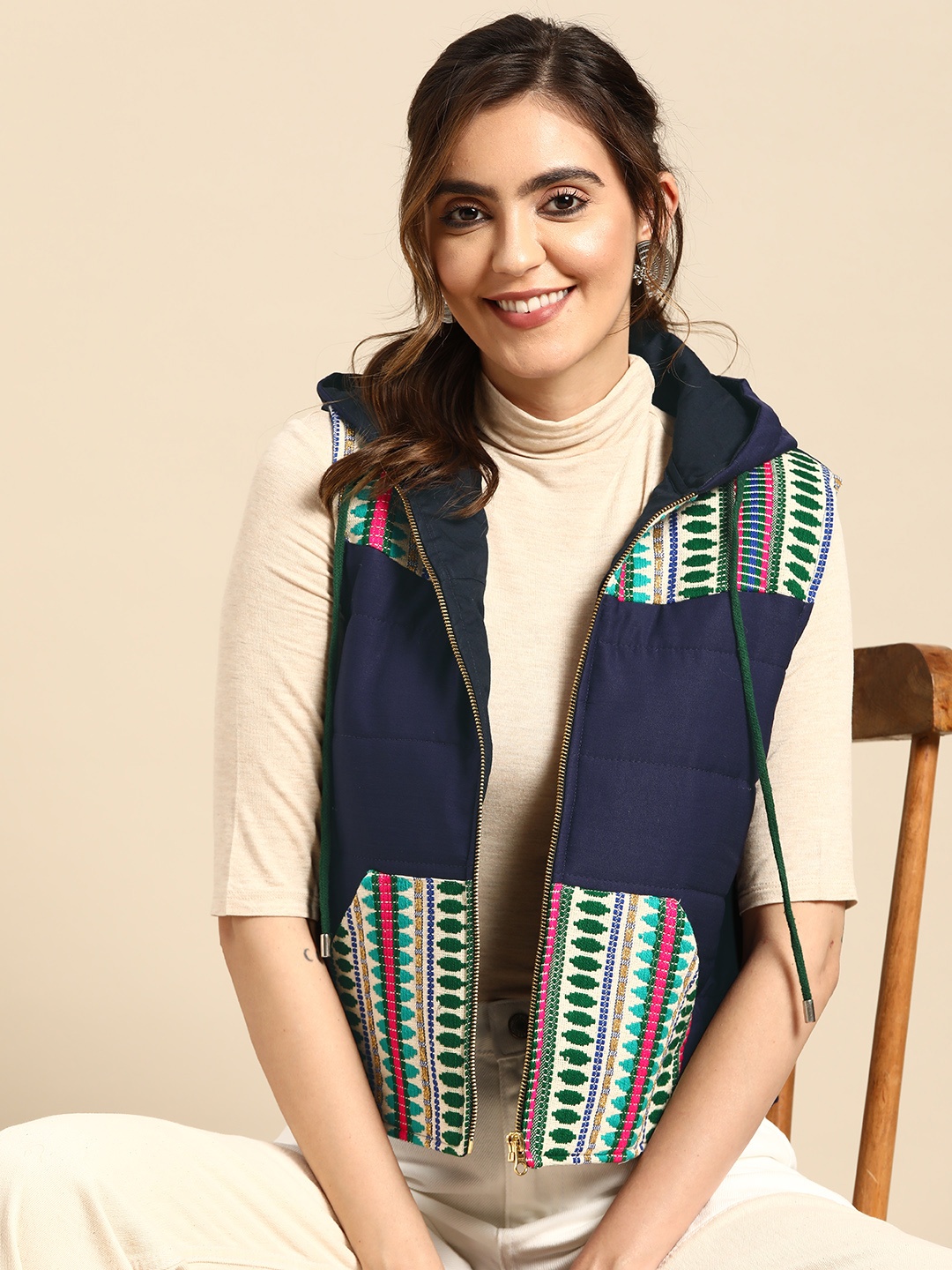 

Sangria Women Geometric Embroidered Tailored Jacket, Blue