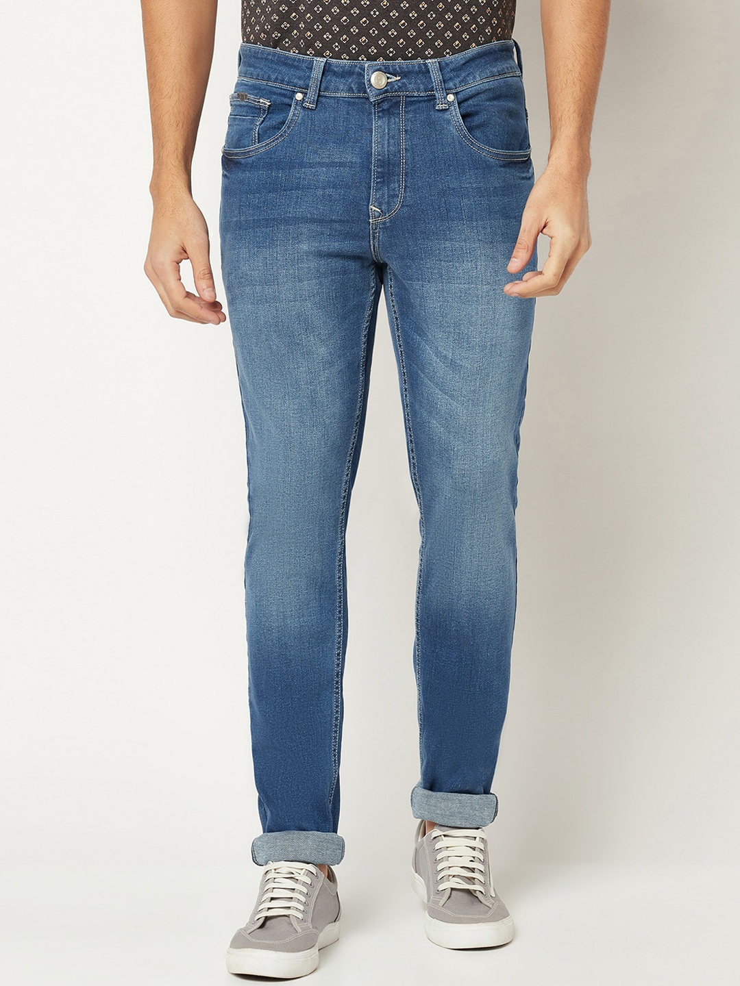

Blue Buddha Men Skinny Fit Low Distress Heavy Fade Stretchable Cotton Jeans