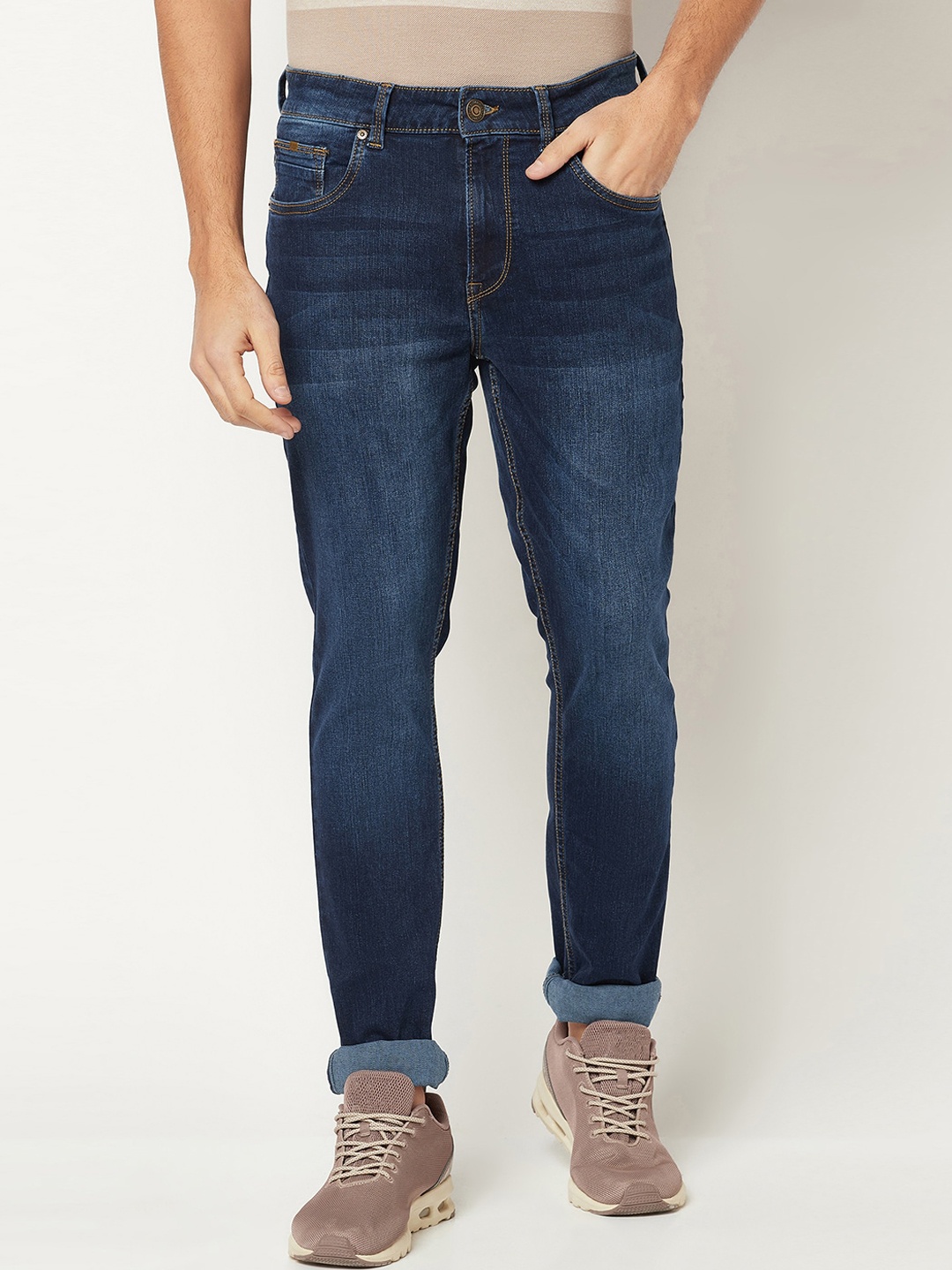

Blue Buddha Men Slim Fit Heavy Fade Stretchable Jeans