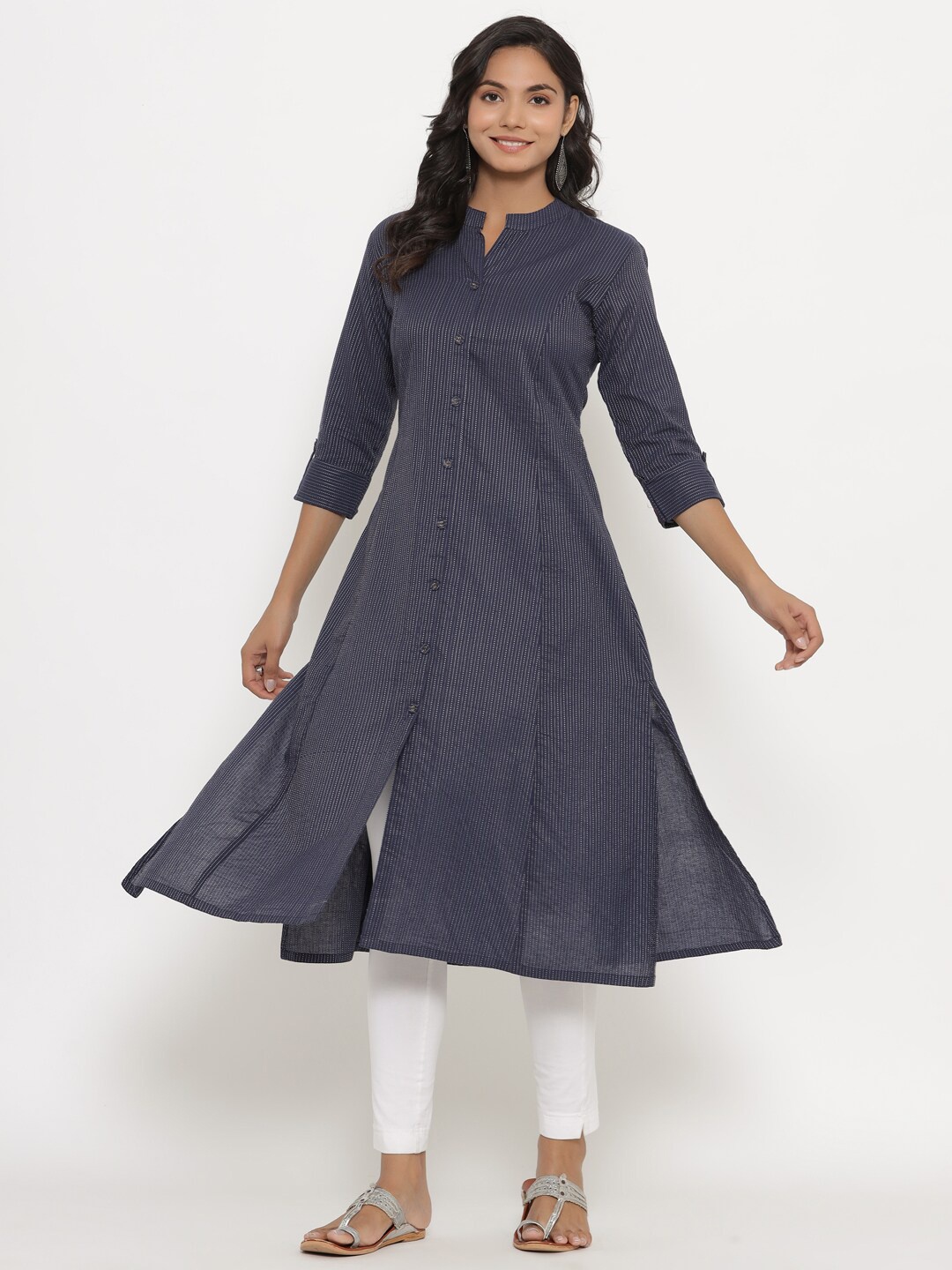 

CRAFIQA Mandarin Collar Striped Indigo Panelled Kurta, Blue