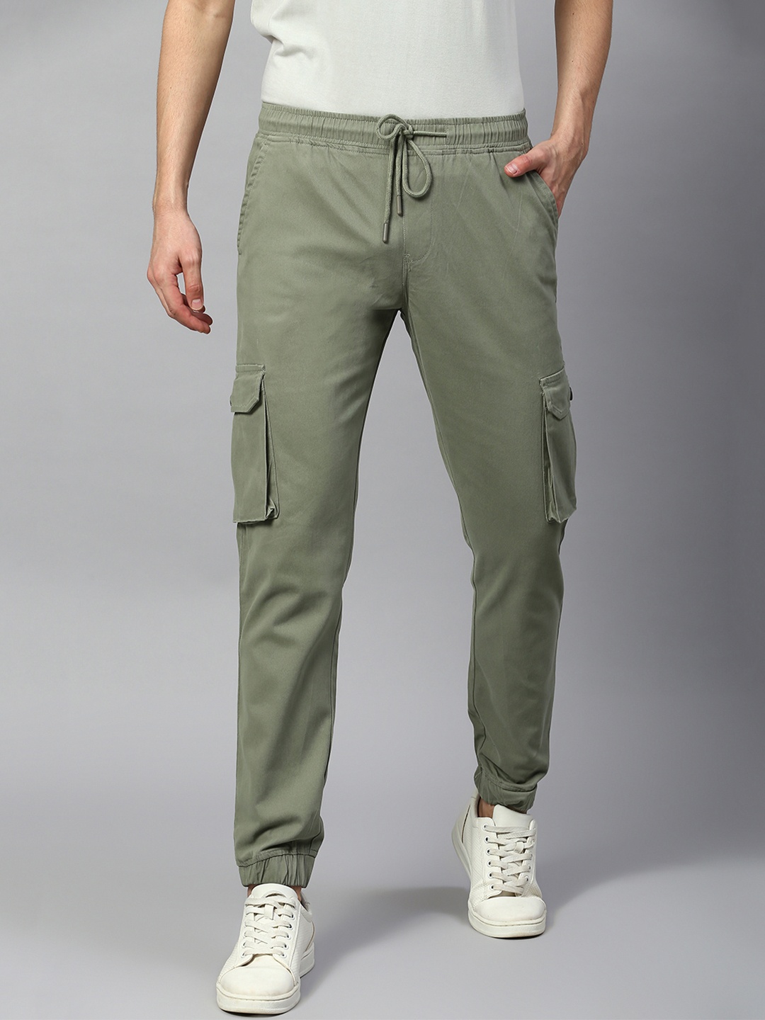 

Dennis Lingo Men Tapered Fit Cargo Joggers, Green