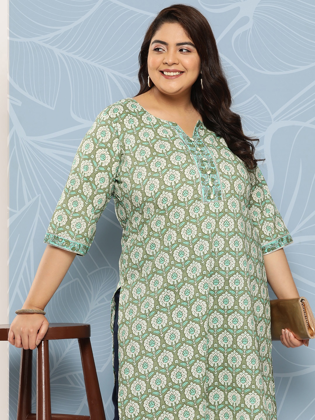 

EXTRA LOVE BY LIBAS Women Plus Size Floral Motifs Printed Gotta Patti Kurta, Green