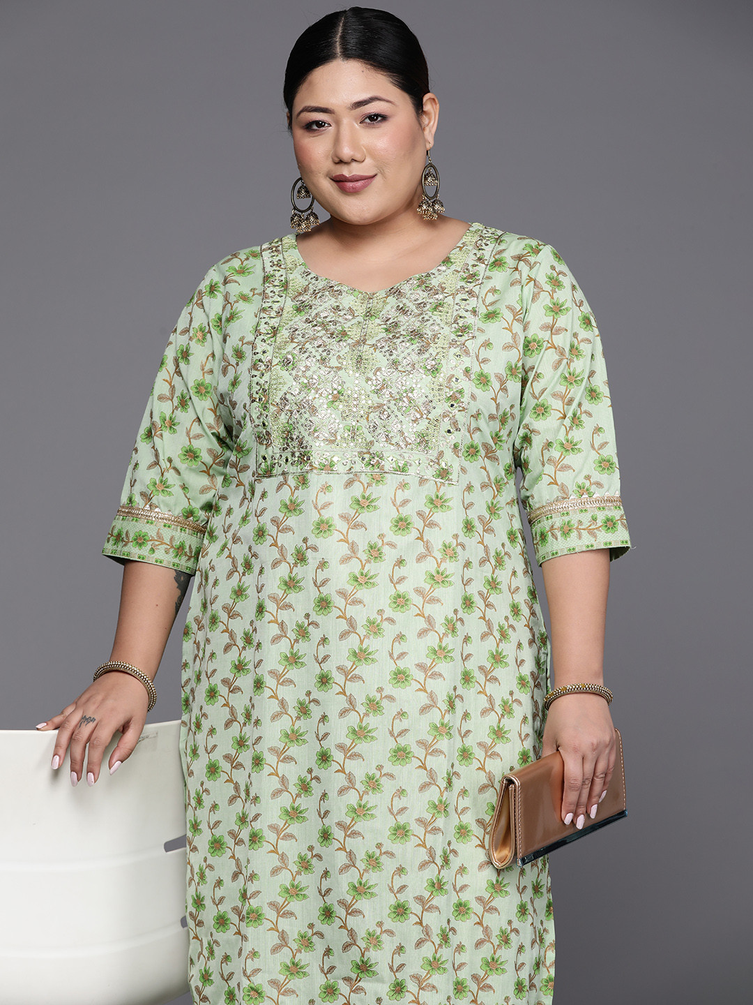 

EXTRA LOVE BY LIBAS Women Plus Size Floral Printed Kurta, Green