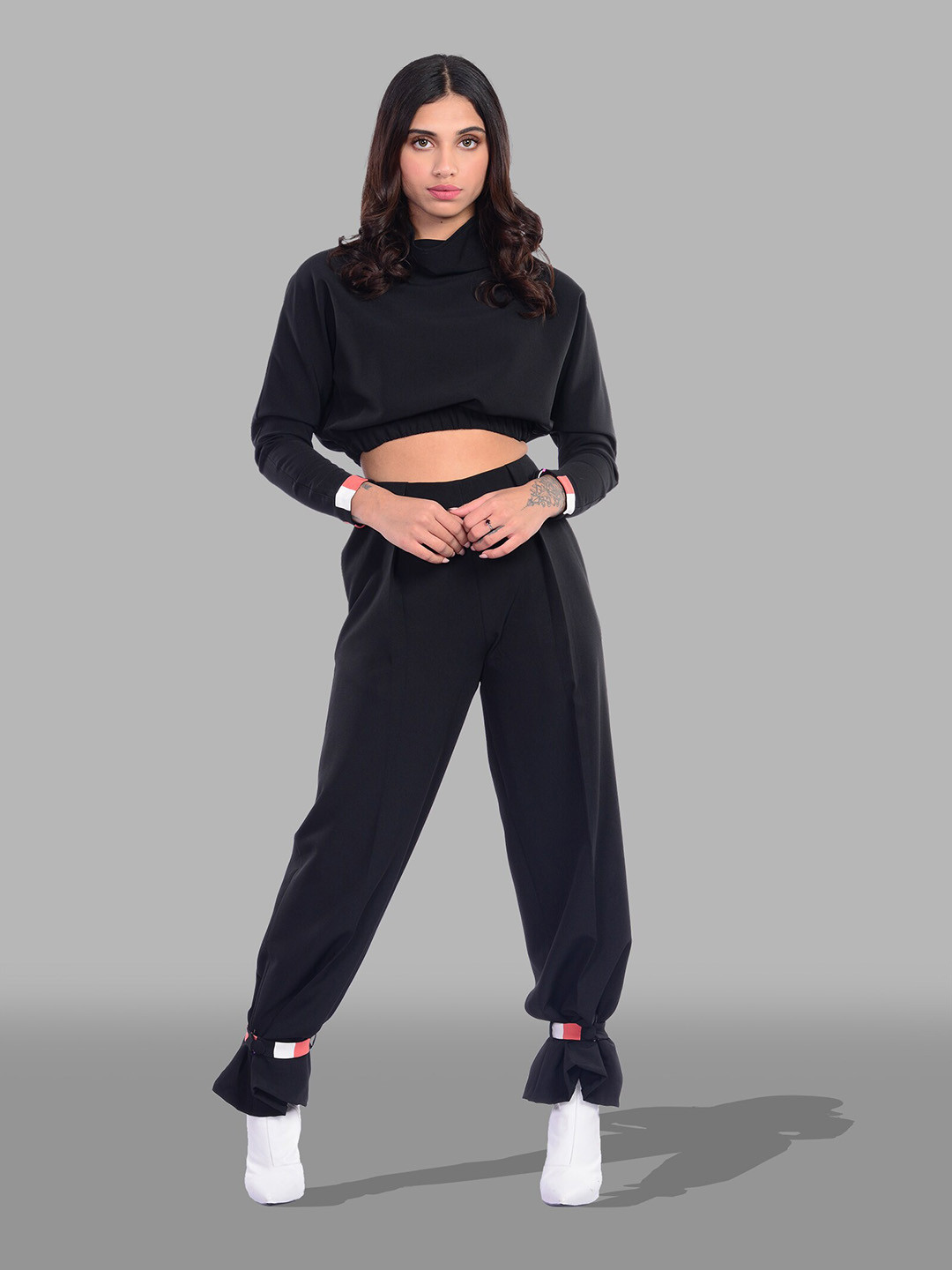 

MODWEE Women Black Top with Jogger