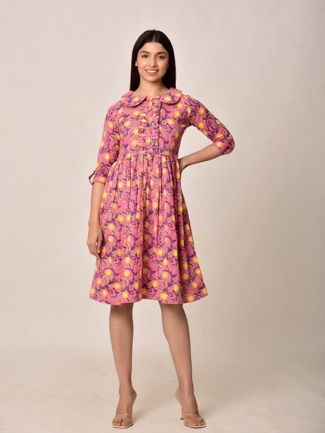 

Ikk Kudi by Seerat Floral Peter Pan Collar Pure Cotton Dress, Pink