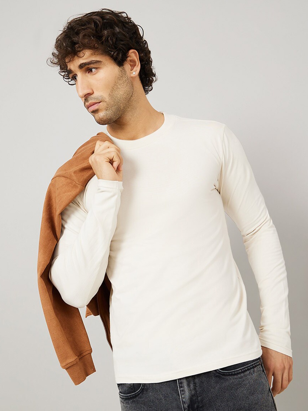 

Styli Muscle Fit Long Sleeves T-shirt, Cream