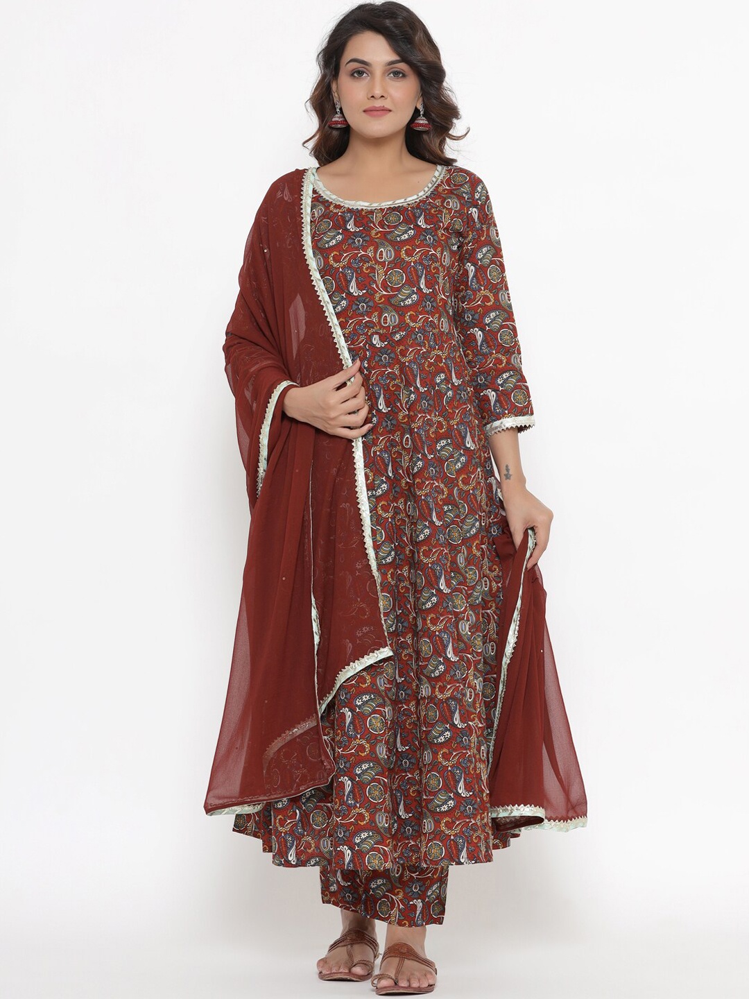 

CRAFIQA Women Paisley Printed Gotta Patti Pure Cotton Kurta with Trousers & Dupatta, Maroon