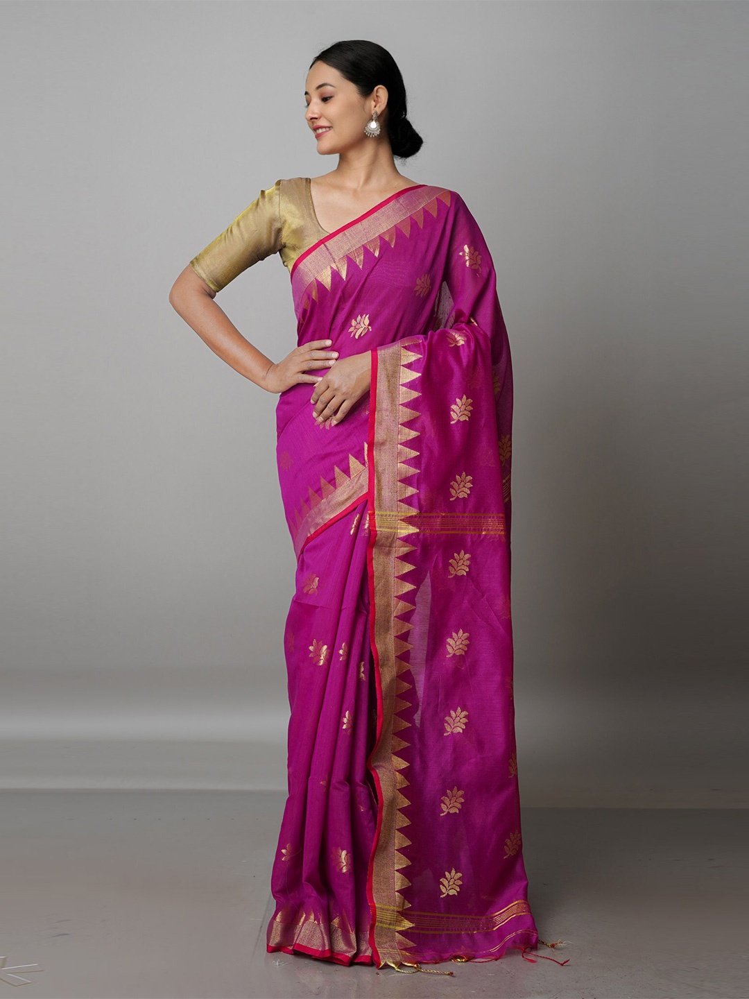

Unnati Silks Floral Zari Silk Cotton Jamdani Saree, Purple