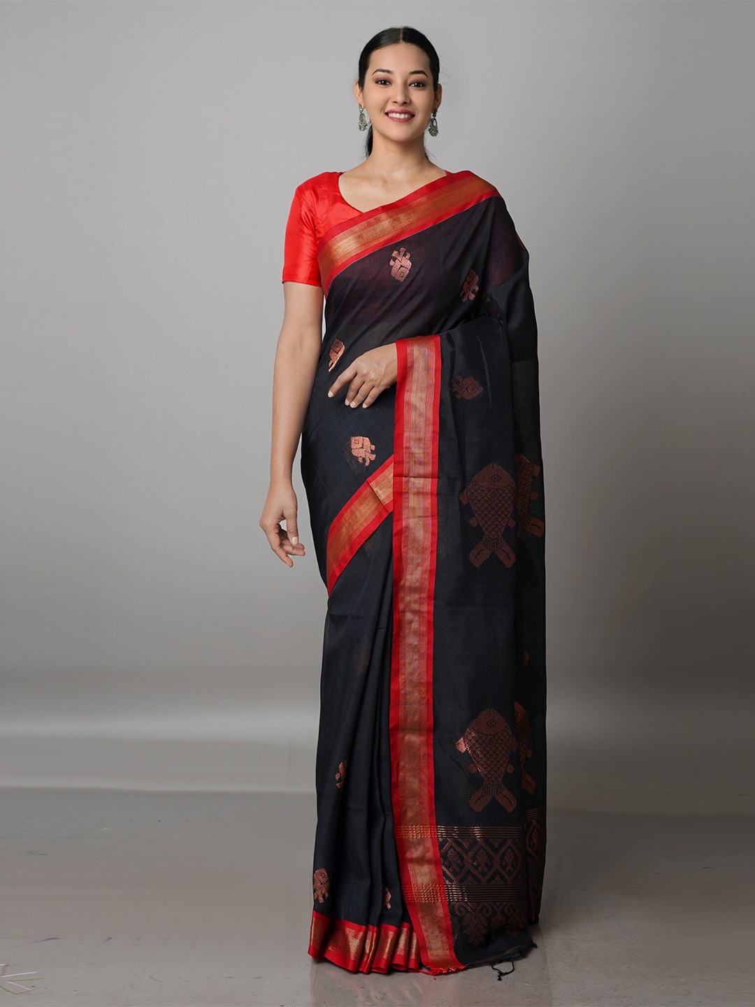 

Unnati Silks Ethnic Motifs Zari Pure Silk Jamdani Saree, Black