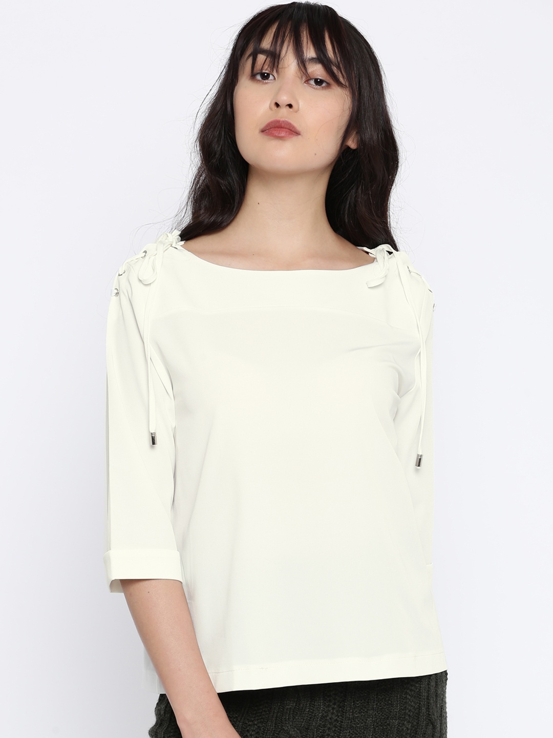 

Deal Jeans Women White Solid Top