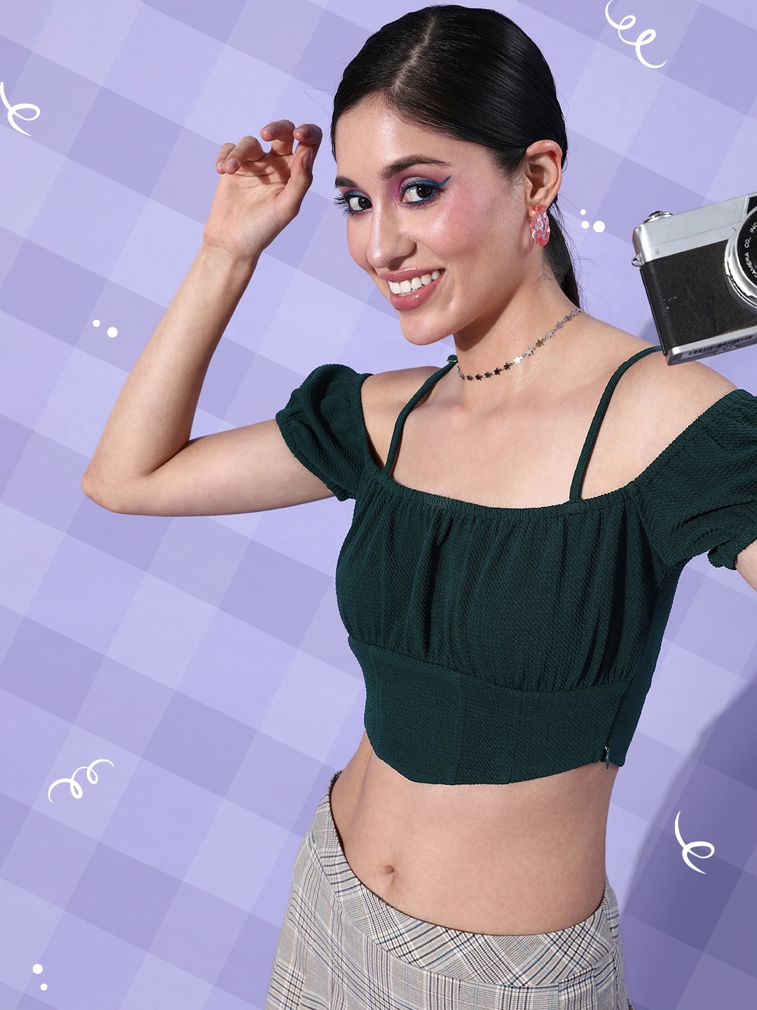 

Dressberry Green Off-Shoulder Puff Sleeve Crop Top