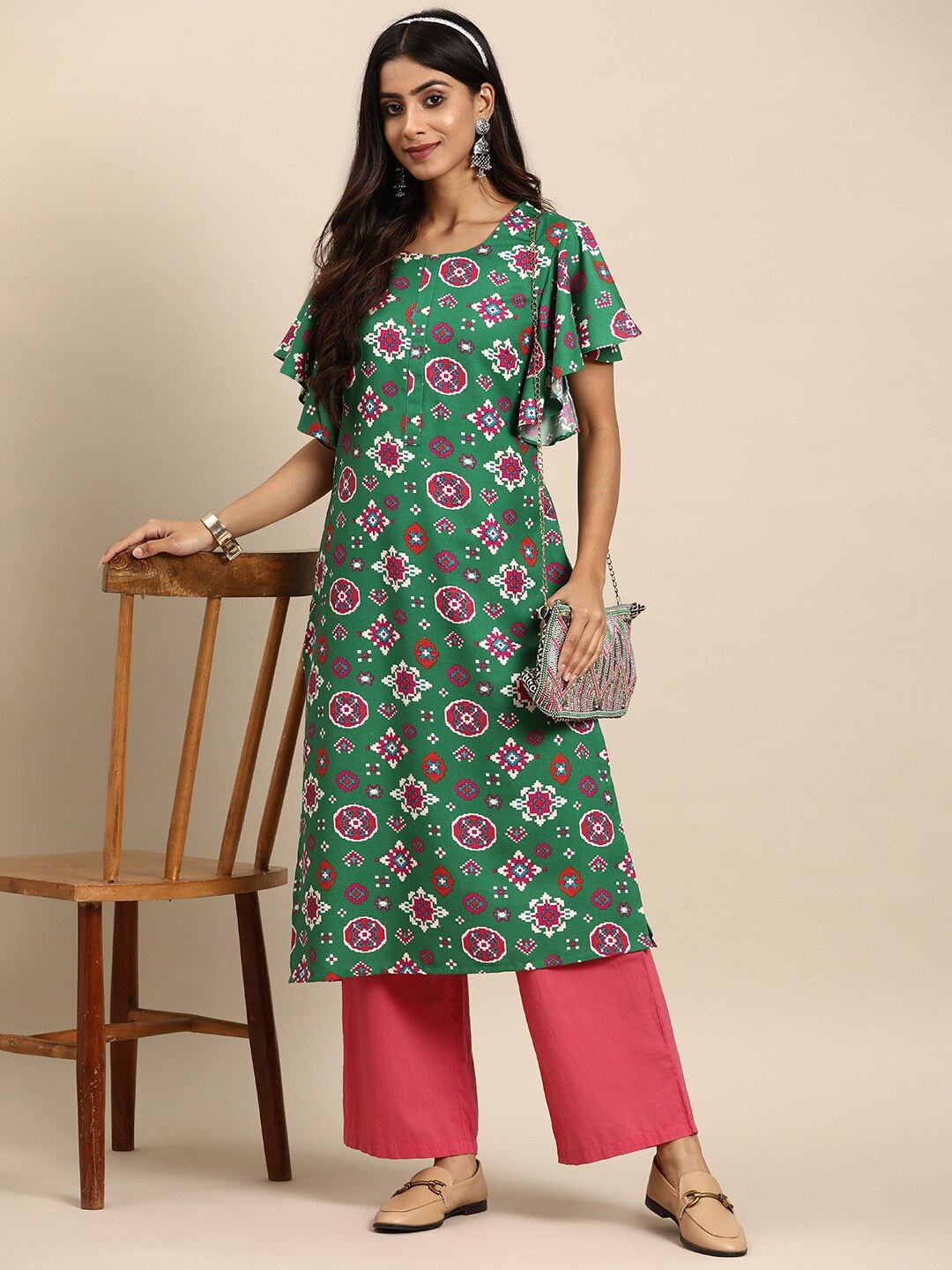 

Sangria Women Ethnic Motifs Printed Flared Sleeves Kurta, Green
