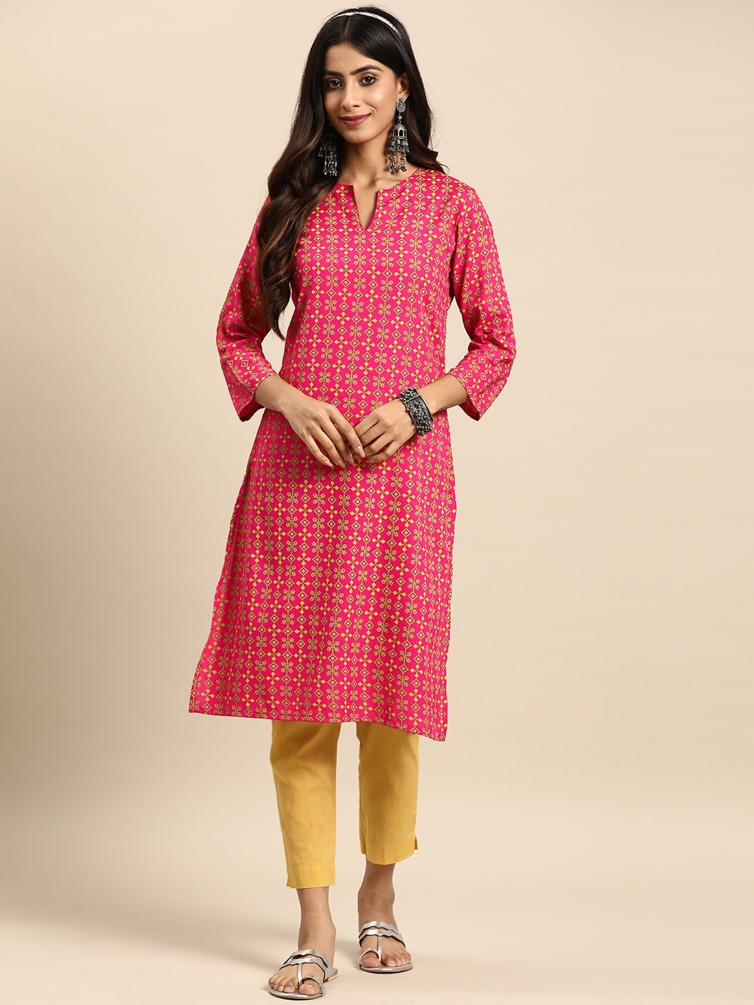 

Sangria Ethnic Motifs Print Kurta, Pink