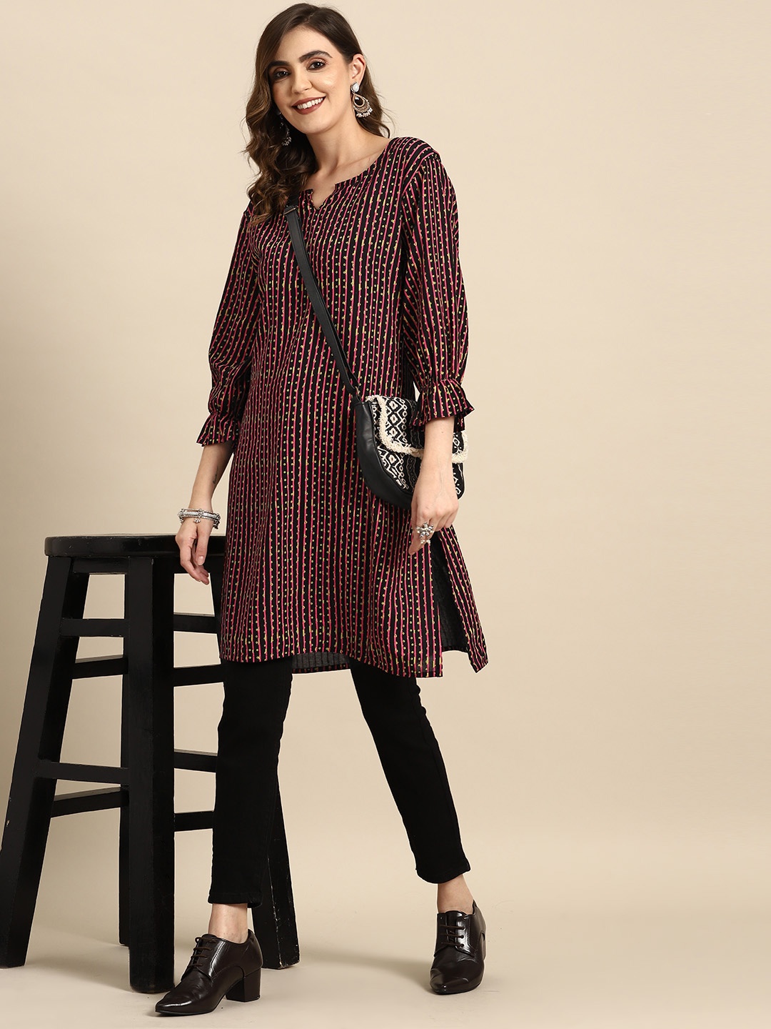 

Sangria Women Pure Cotton Striped Straight Kurta, Black