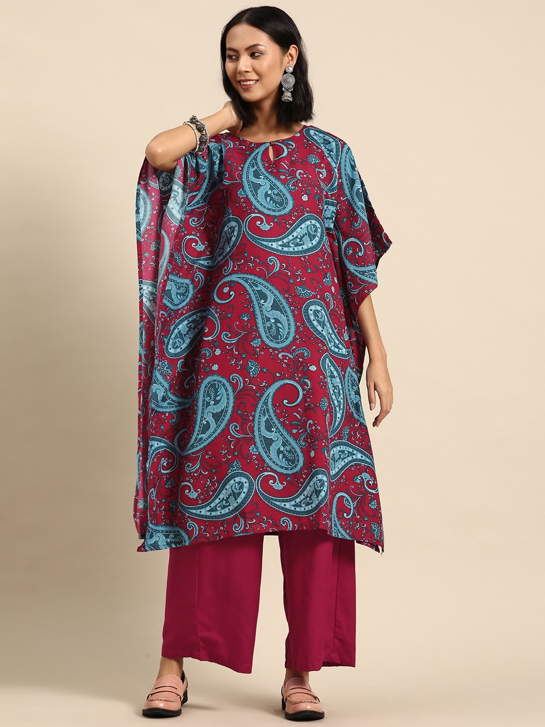 

Sangria Women Paisley Printed Regular Kurta with Palazzos, Maroon