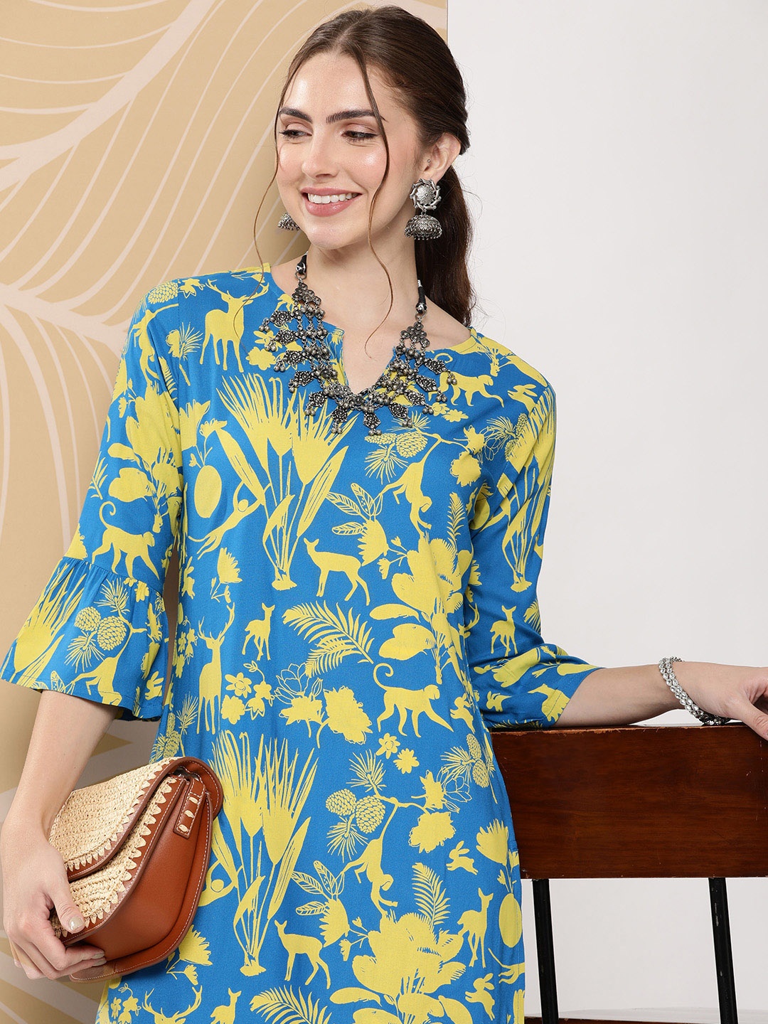 

Sangria Women Tribal Printed Regular Kurta With Trousers, Blue