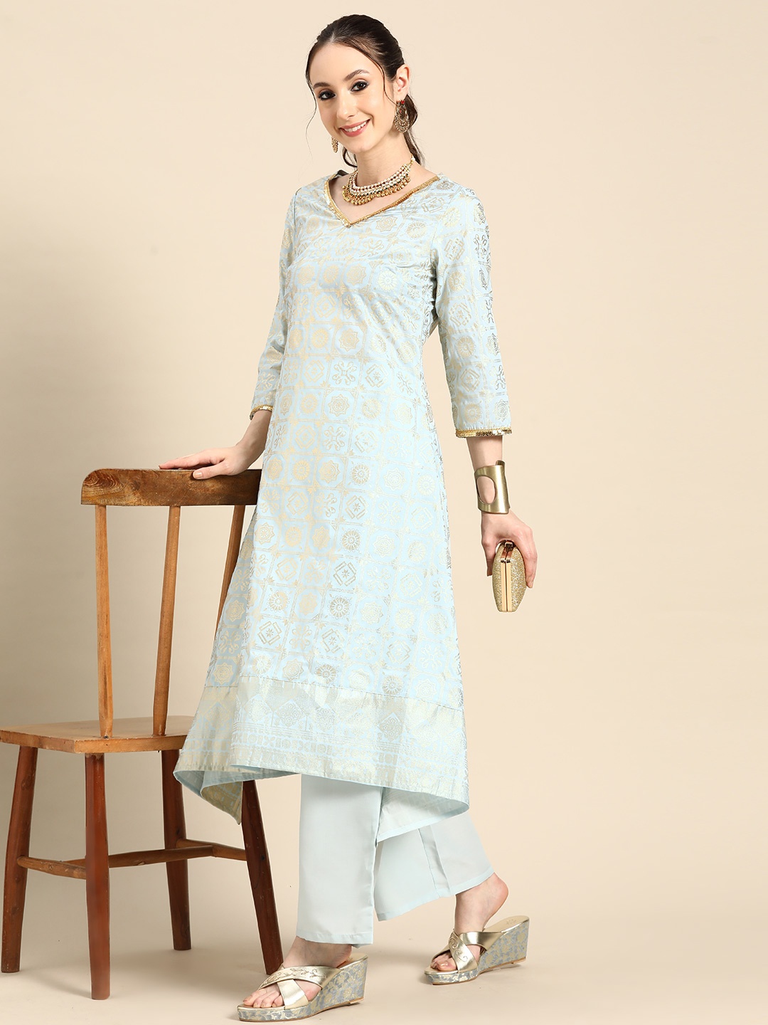 

Sangria Gold-Toned Foil Printed Sequinned Detail A-Line Kurta with Palazzos, Blue