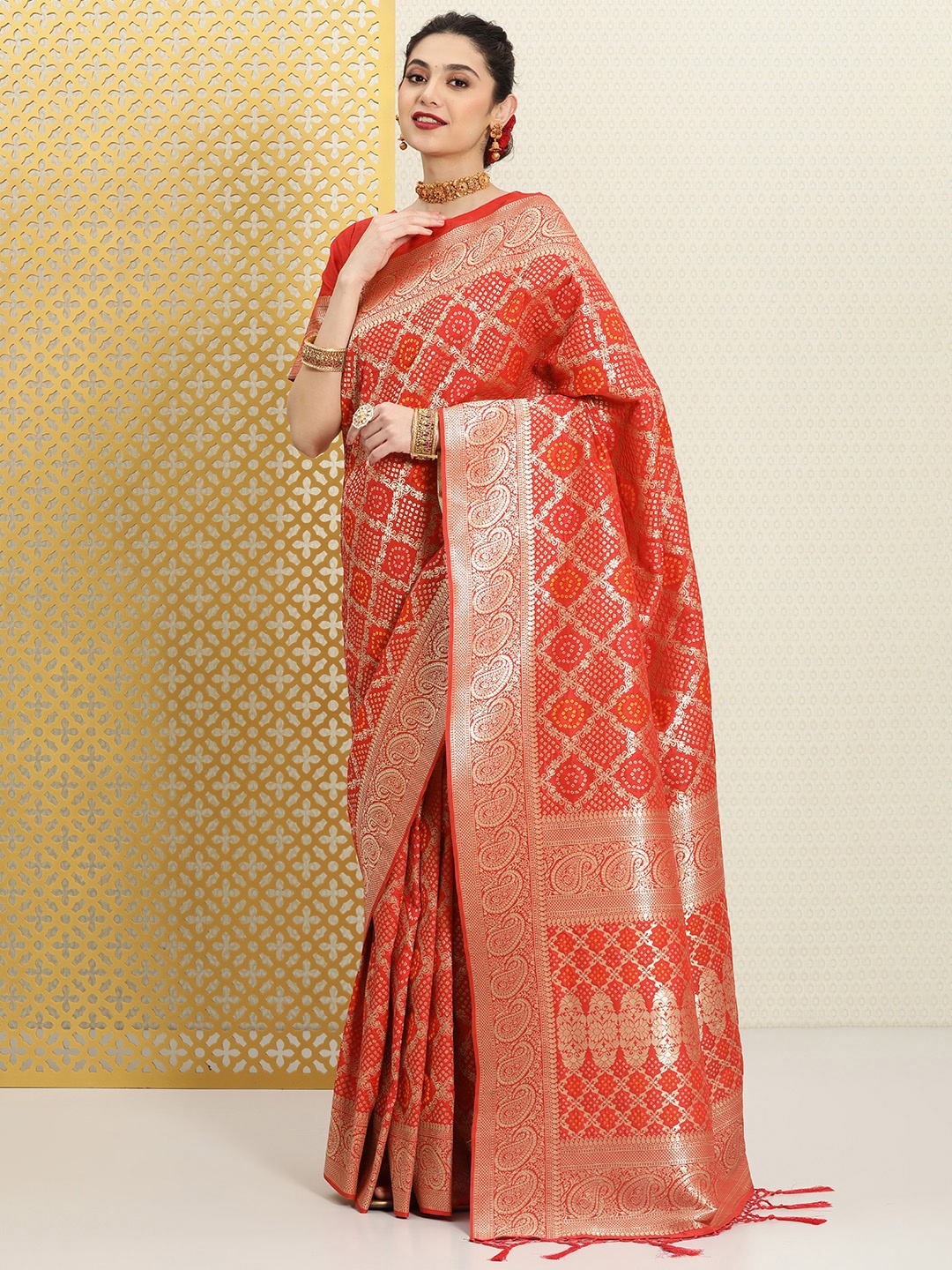 

House of Pataudi Woven Design Bandhani Zari Pure Silk Banarasi Saree, Red
