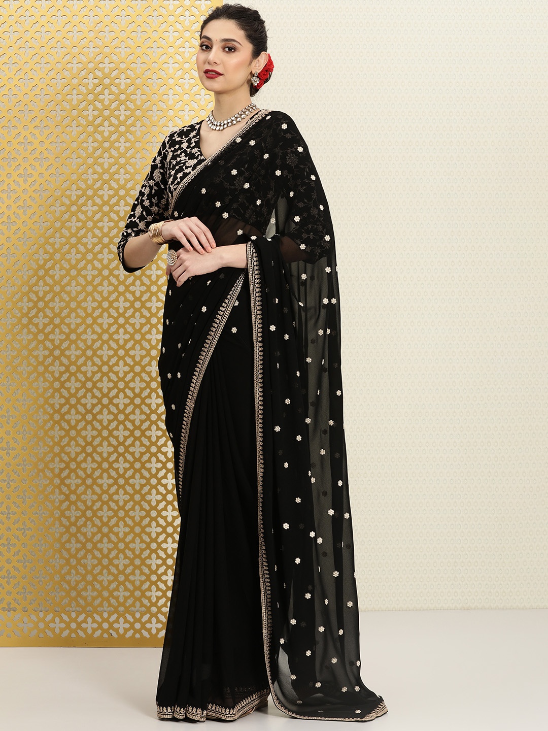 

House of Pataudi Black & Gold-Toned Floral Zari Georgette Saree