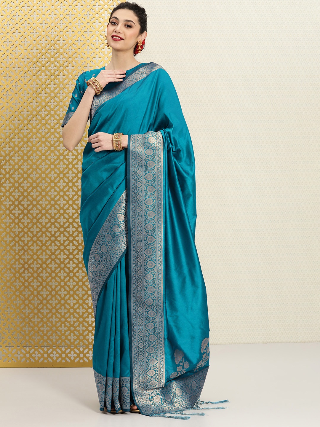 

House of Pataudi Turquoise Blue & Gold-Toned Zari Silk Blend Saree