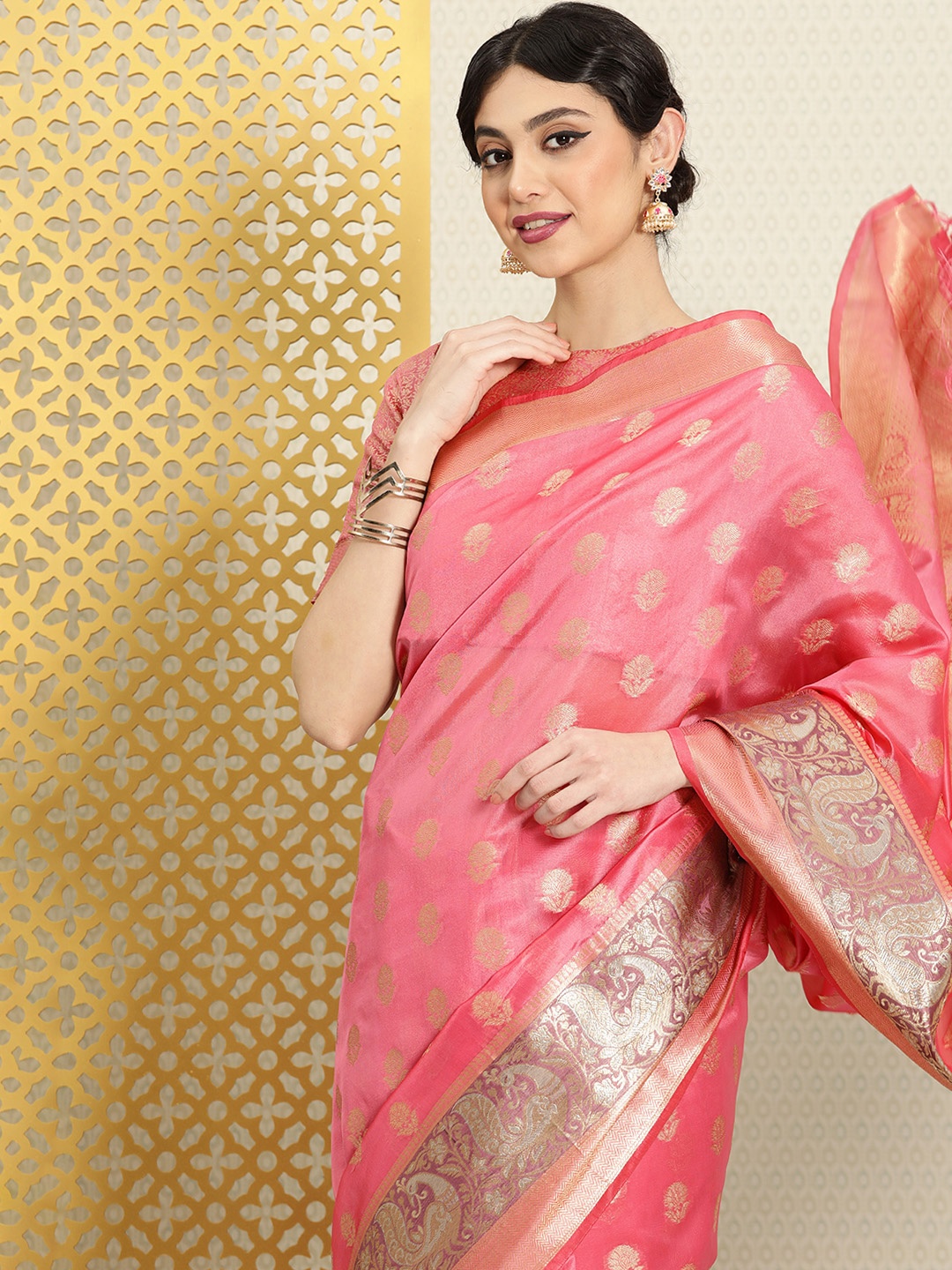 

House of Pataudi Ethnic Motifs Zari Organza Saree, Pink