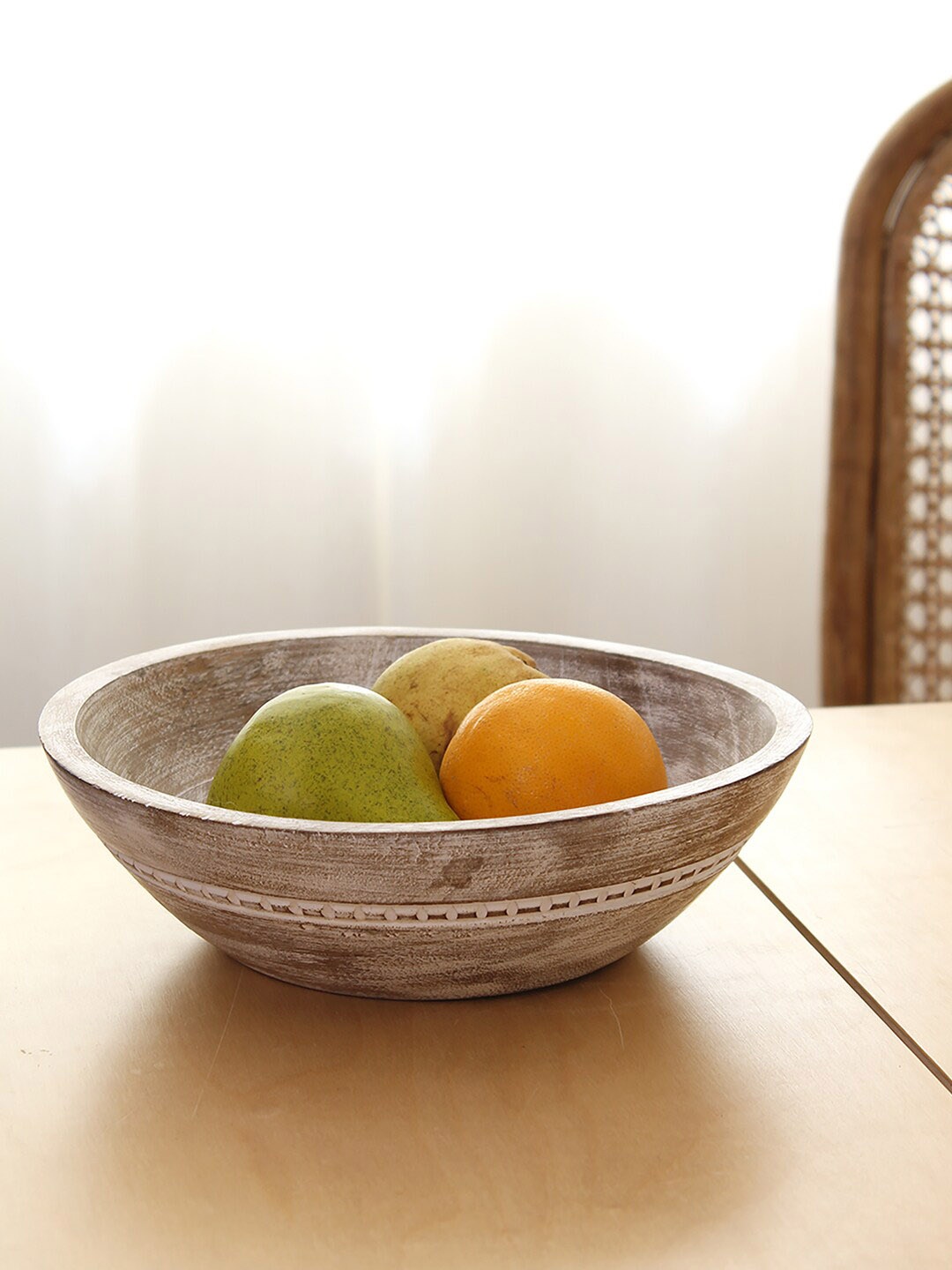 

House This Minicoy White & Beige Wooden Shankh Bowl