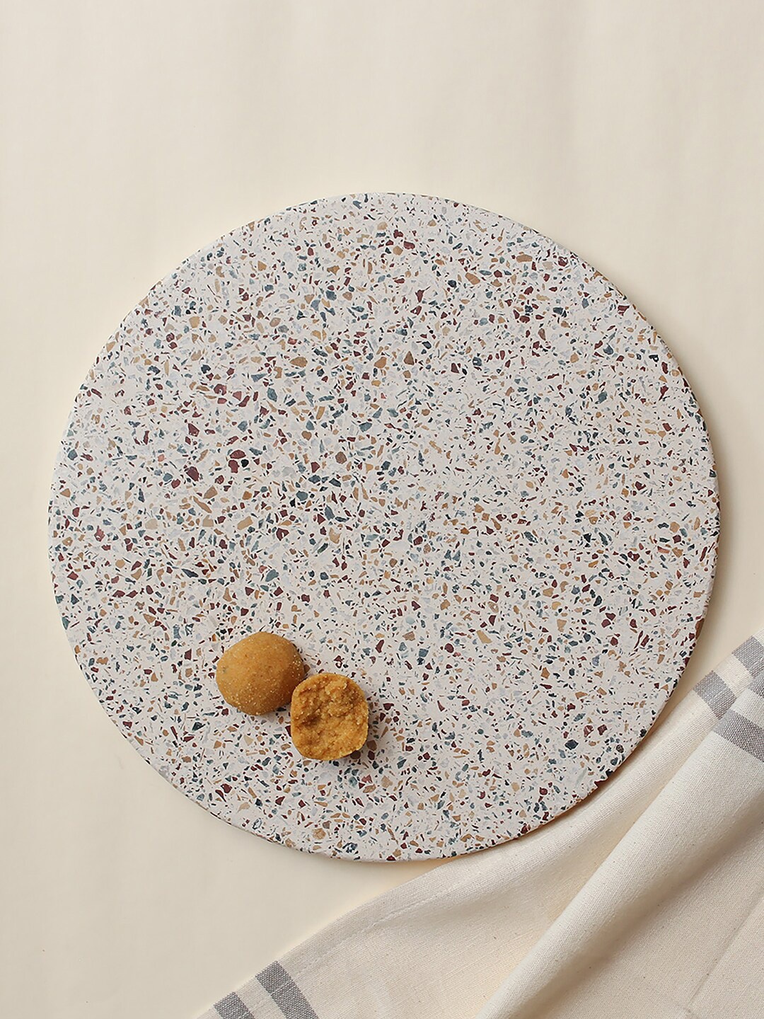 

House This Amer Pachikari Grey Textured Cheese Platter