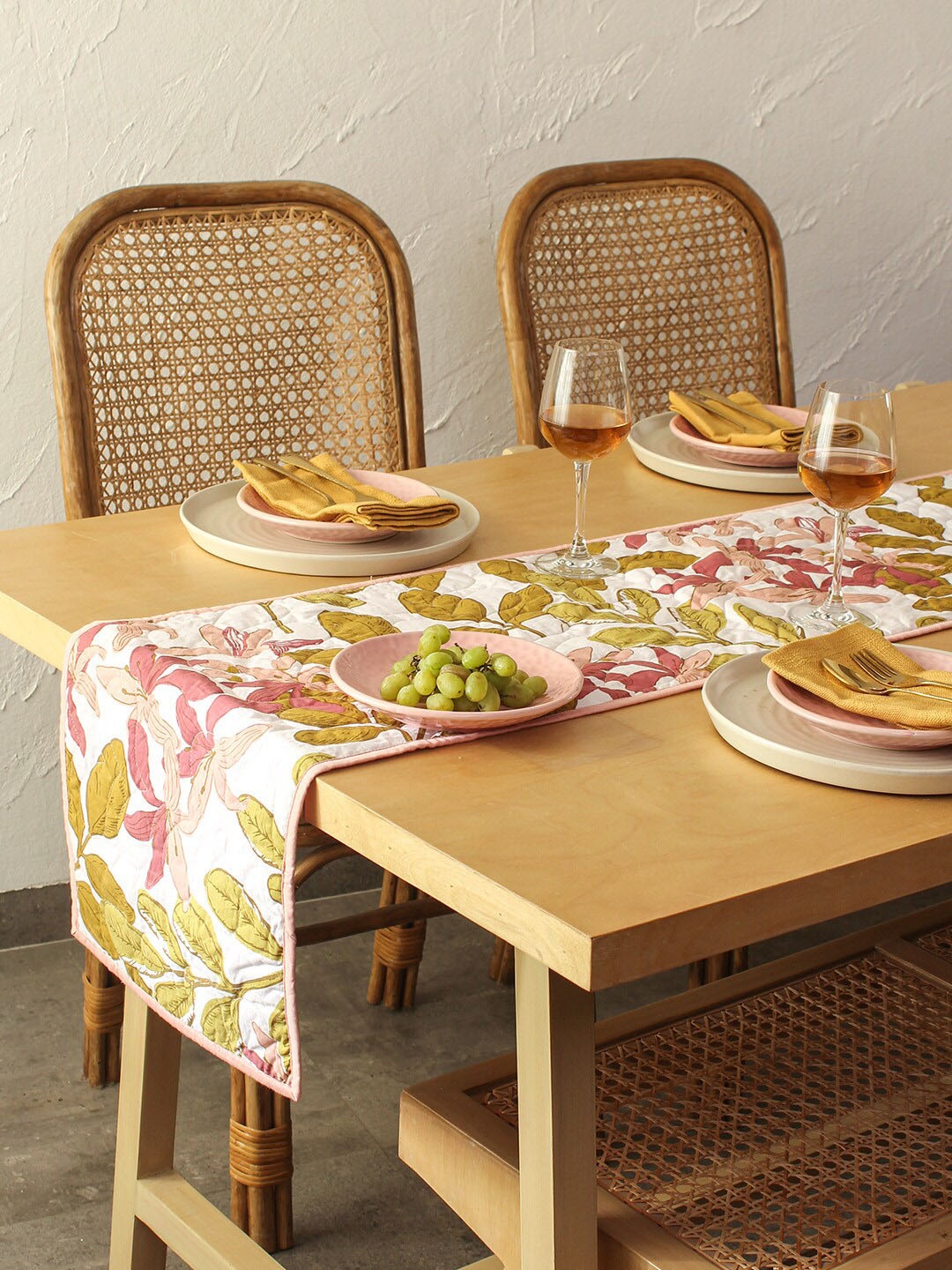 

House This Senjana Pink & White Printed Pure Cotton Rectangular Table Runner