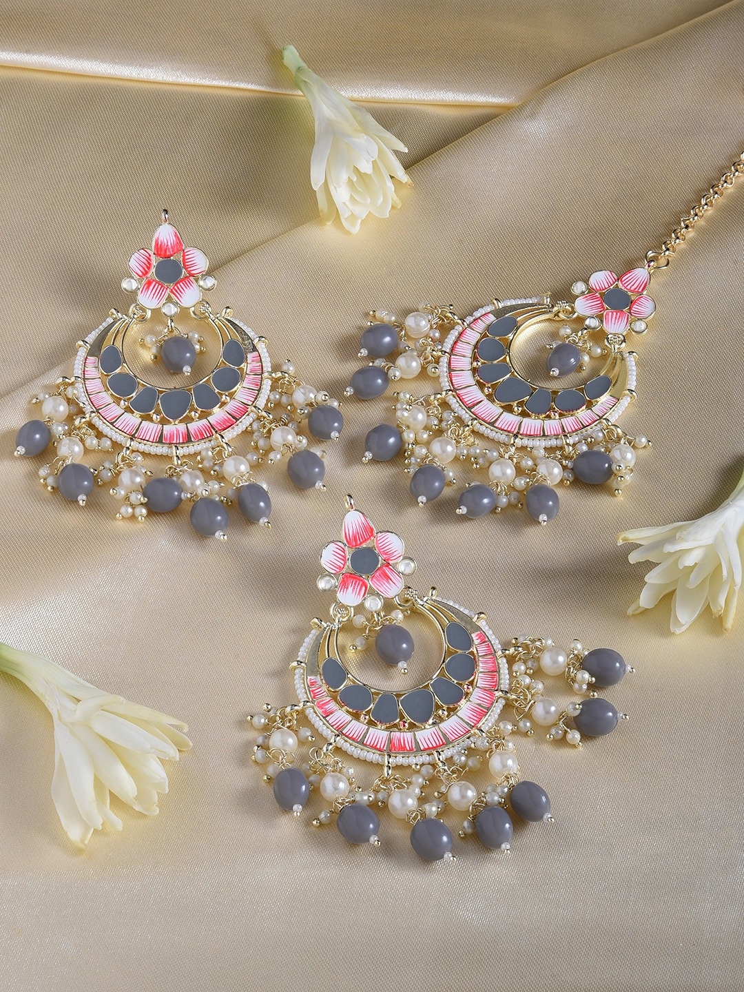 

Zaveri Pearls Gold-Plated Meenakari Beaded Jewellery Set