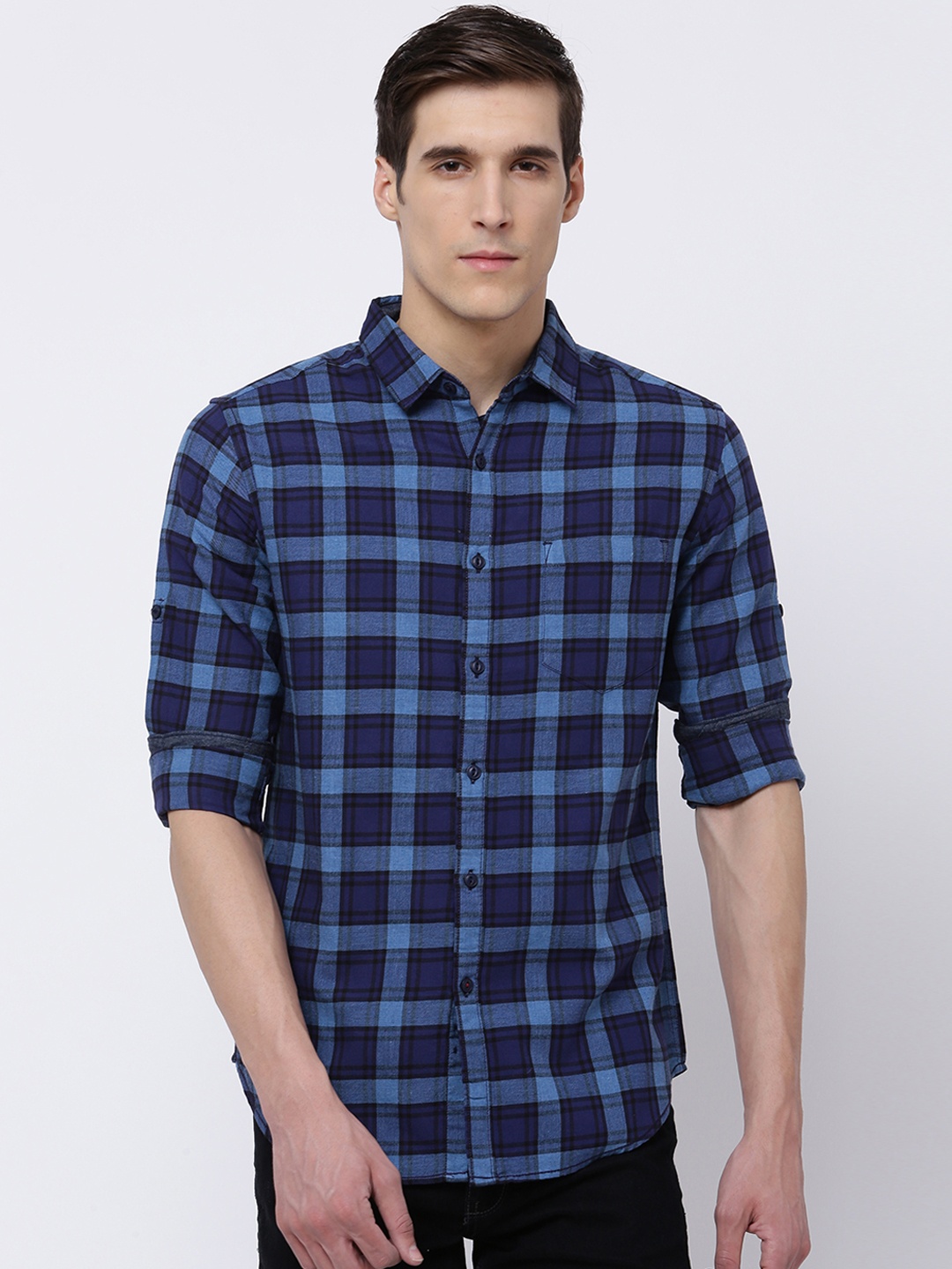 

LOCOMOTIVE Men Blue Slim Fit Checked Casual Shirt