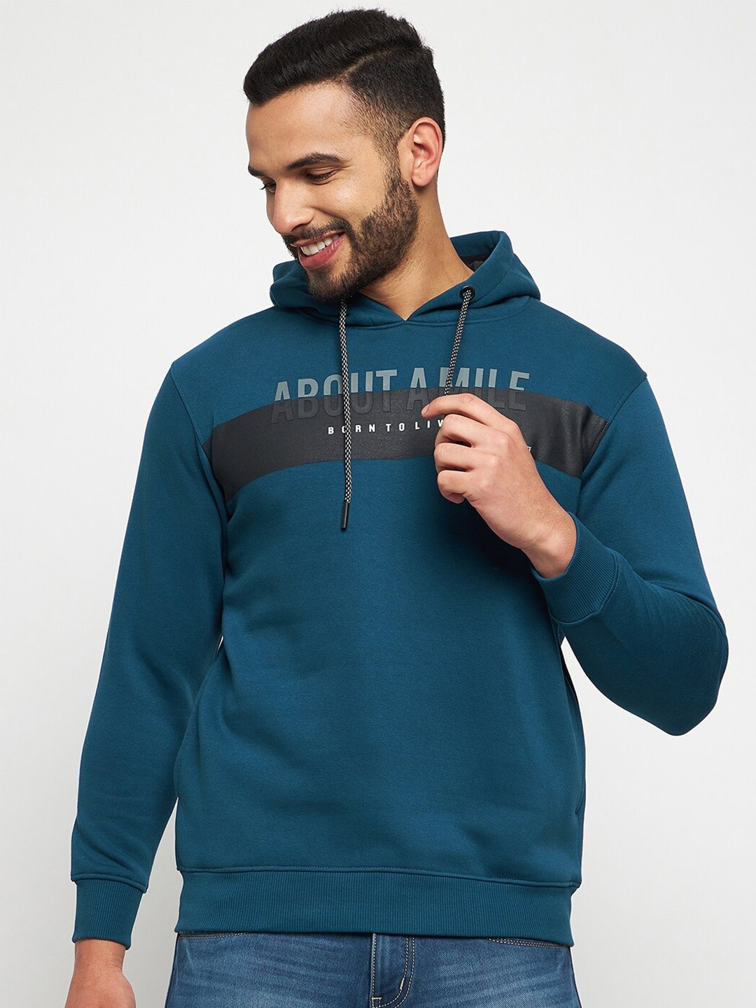 

Duke Men Typography Printed Hooded Sweatshirt, Blue