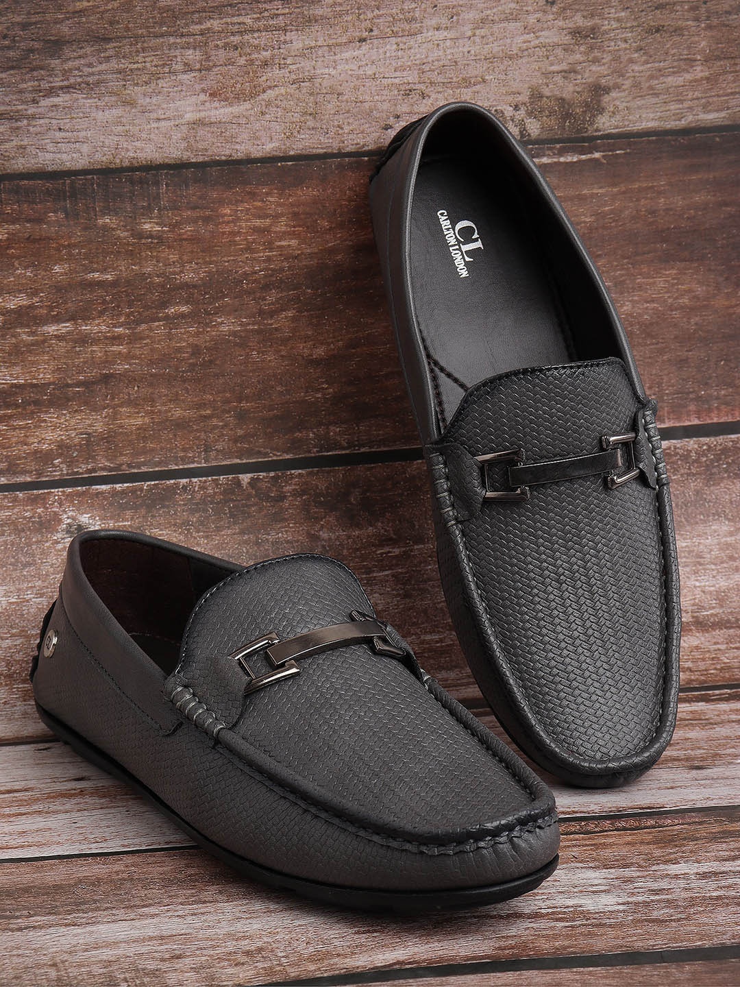 

Carlton London Men Textured Buckle Loafers, Grey