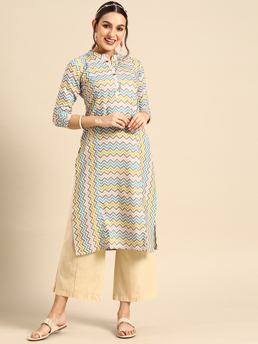 

Sangria Women Chevron Printed Kurta, Cream