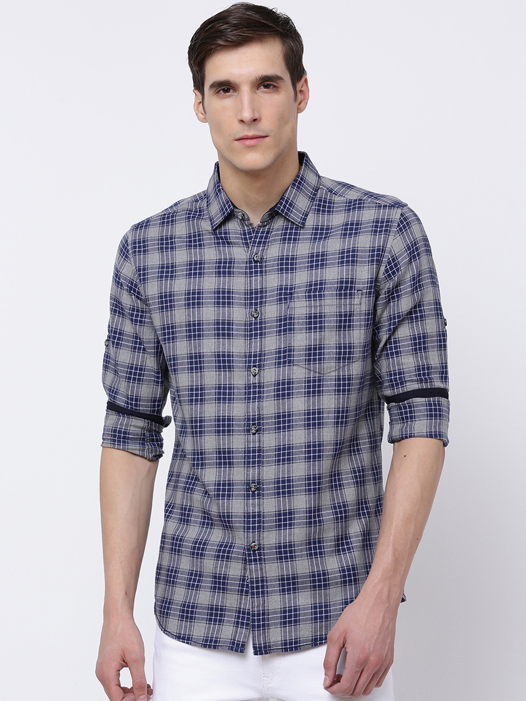 

LOCOMOTIVE Men Grey & Navy Blue Slim Fit Checked Casual Shirt