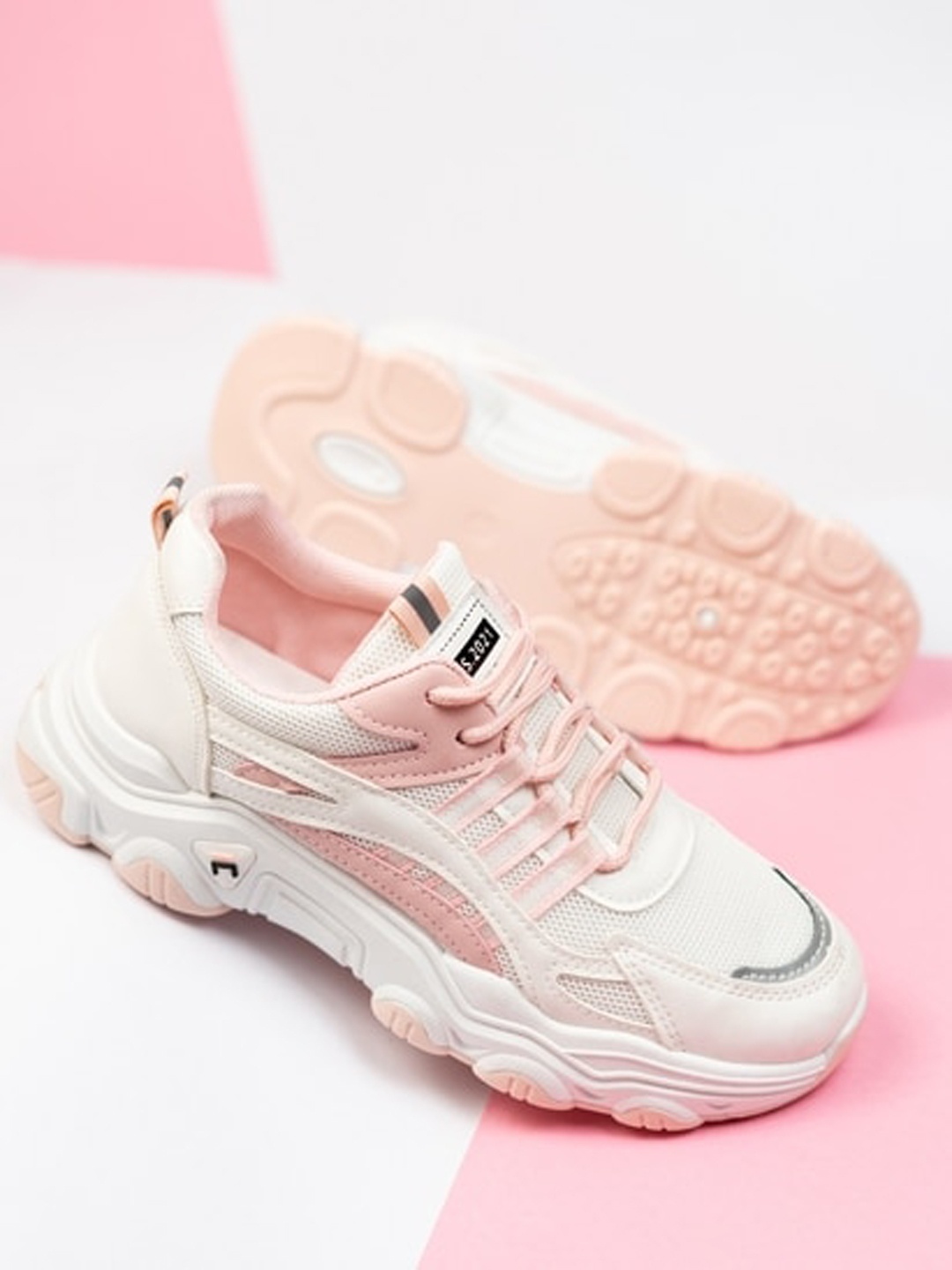 

THE WHITE POLE Women Colourblocked Sneakers