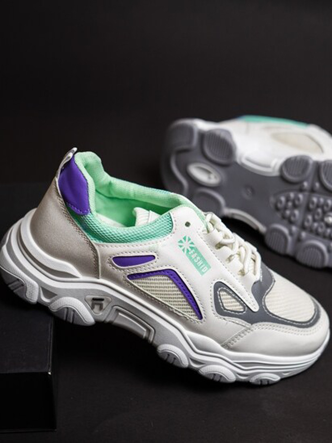 

THE WHITE POLE Women Colourblocked Lightweight Sneakers