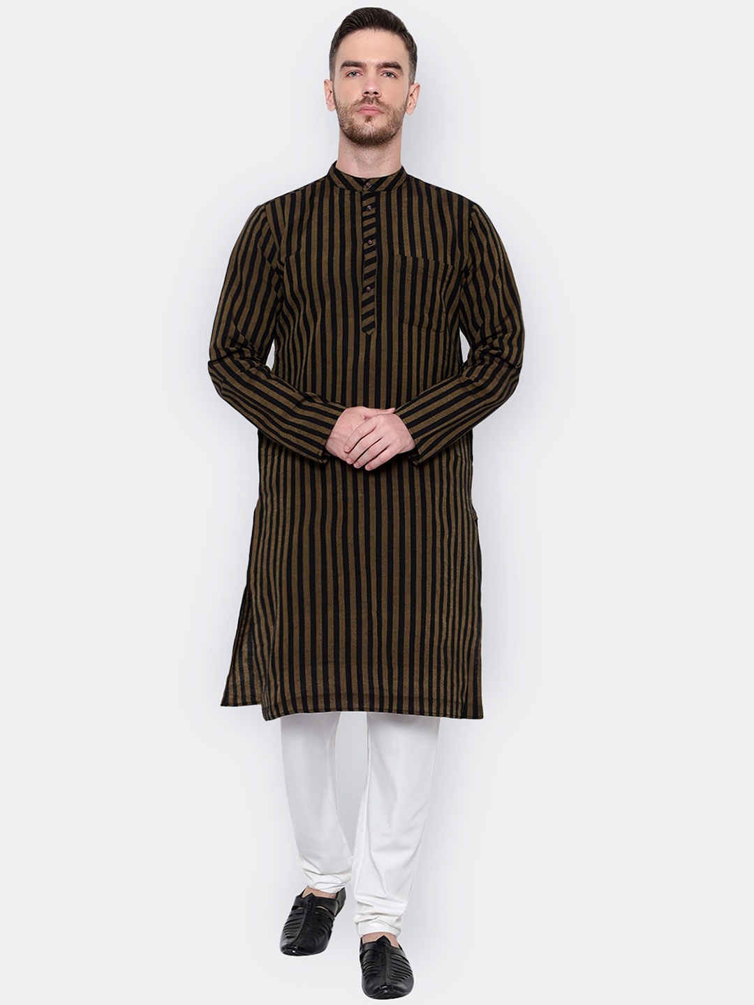 

Latest Chikan Garments Men Thread Work Block Print Handloom Kurta, Black